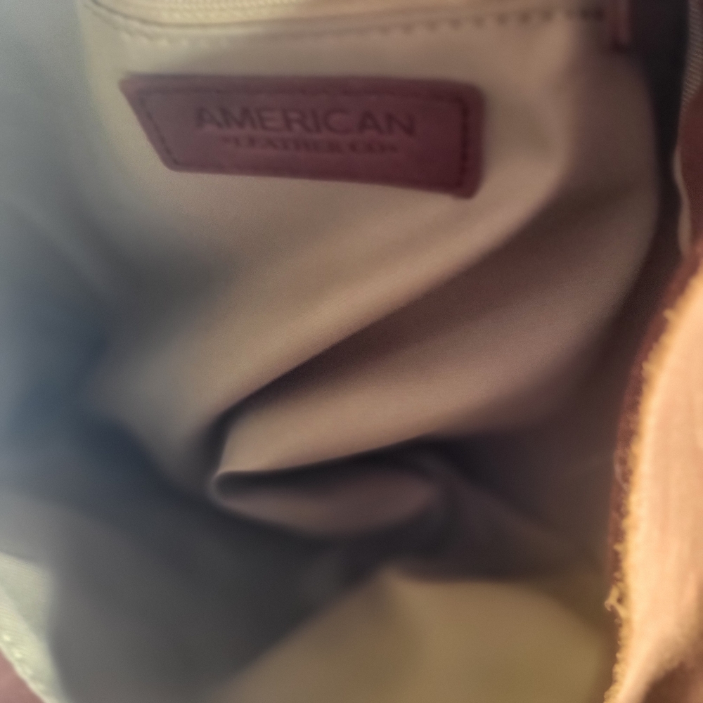 American Leather Co. Classic Brown Shoulder Bag - Picture 8 of 15